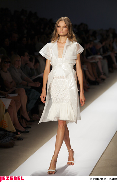 Illustration for article titled J. Mendel Spring/Summer '08 Show & Scene